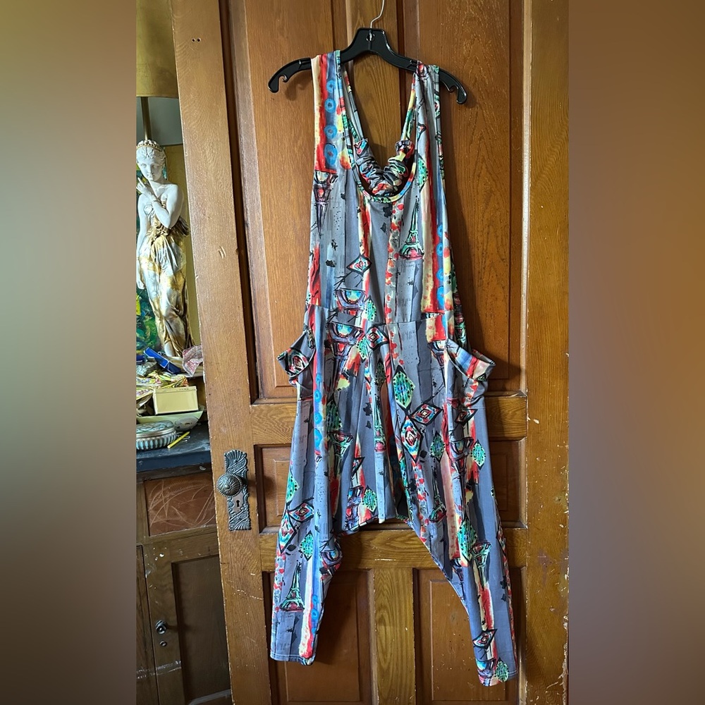 QLZW jumpsuit Paris print tank top into harem pants w wrap pockets funky comfy